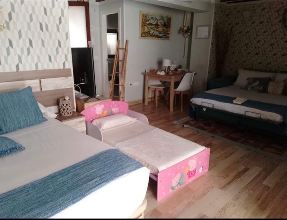 Apartamento Turistico El Empedrado De M&G Colmenar de Oreja Esterno foto